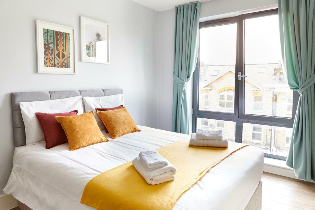 Elegant Plus Luxury * Londra